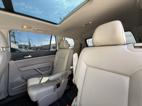 Used 2020 Volkswagen Atlas SEL image 8
