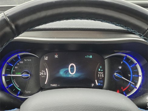 Used 2021 Chrysler Pacifica Touring-L image 7