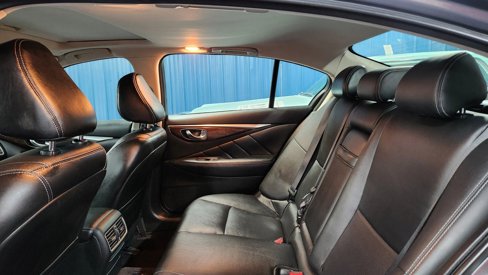 Used 2015 INFINITI Q50 Premium w/ Deluxe Touring Package image 19