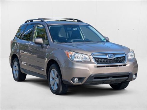 Used 2016 Subaru Forester 2.5i Limited image 3