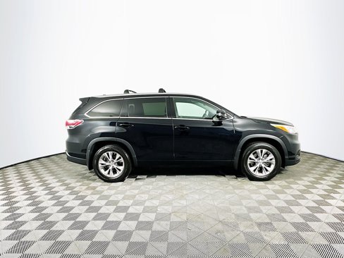 Used 2015 Toyota Highlander XLE image 8
