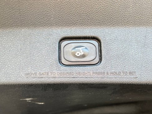 Used 2017 Ford Explorer Sport image 41