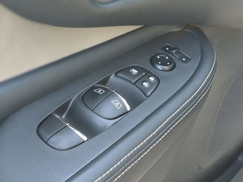 Certified 2020 Nissan Murano SL w/ Moonroof Package image 15