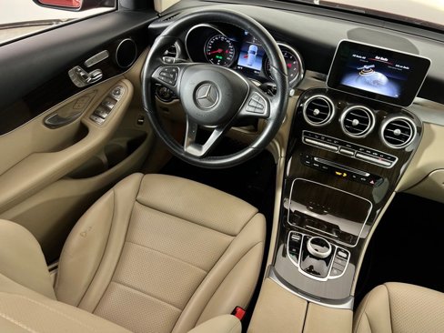 Used 2019 Mercedes-Benz GLC 300 w/ Parking Assistance Package image 14