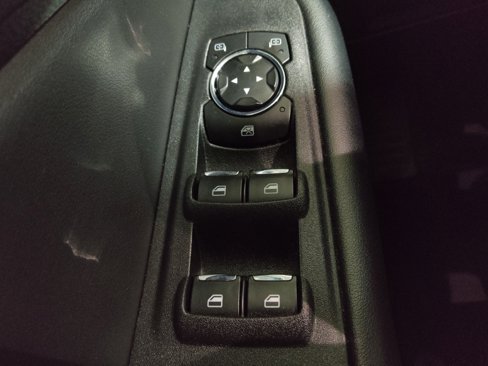 Used 2024 Ford Edge SEL image 27