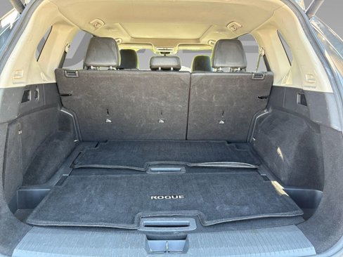Used 2021 Nissan Rogue SL w/ Premium Package image 22