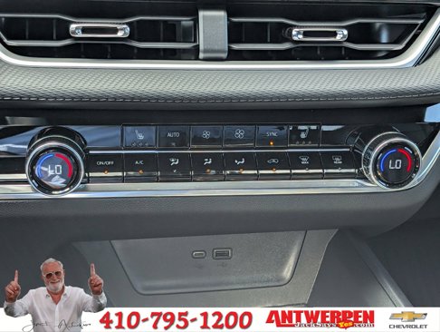 New 2026 Chevrolet Equinox LT w/ Convenience Package II image 24