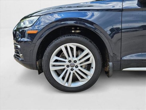 Used 2019 Audi Q5 Prestige w/ Prestige Package image 10