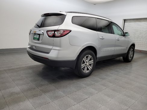 Used 2017 Chevrolet Traverse LT image 9