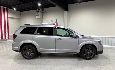 Used 2020 Dodge Journey Crossroad image 4