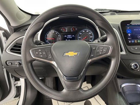Used 2023 Chevrolet Malibu LT image 20