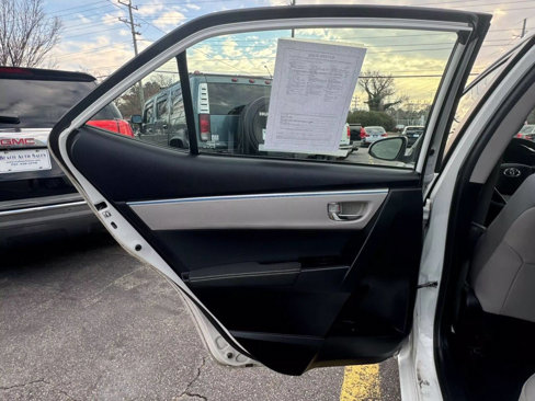 Used 2016 Toyota Corolla L image 17