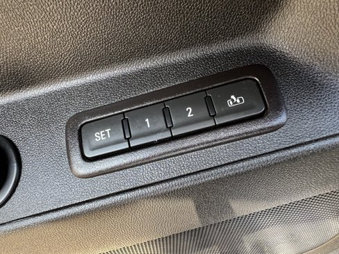 Used 2022 Chevrolet Equinox Premier image 26