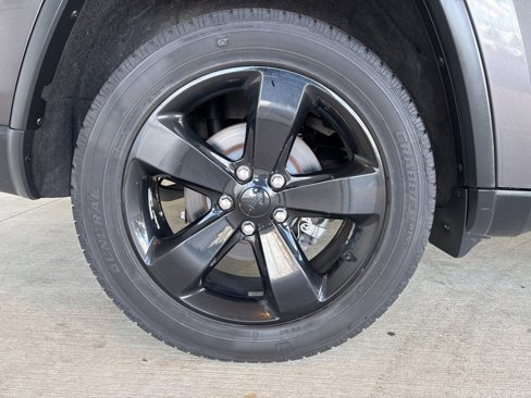 Used 2014 Jeep Grand Cherokee Limited image 36