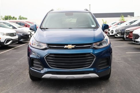 Used 2020 Chevrolet Trax LT w/ Driver Confidence Package image 3