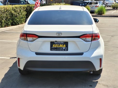 Used 2023 Toyota Corolla LE w/ Carpet Mat Package (TMS) image 6