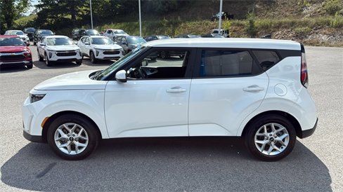 Used 2023 Kia Soul LX w/ Option Group 015 image 8