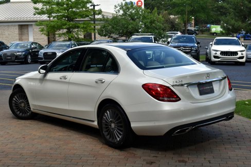 Used 2015 Mercedes-Benz C 300 4MATIC Sedan w/ Driver Assistance Package image 9