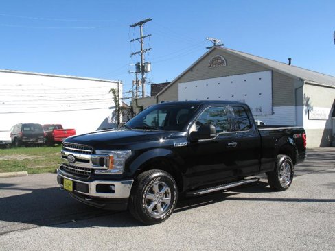 Used 2018 Ford F150 XLT w/ Equipment Group 302A Luxury image 3