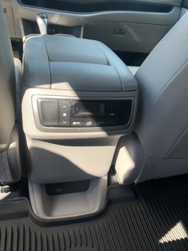 Used 2018 Toyota Highlander XLE image 36