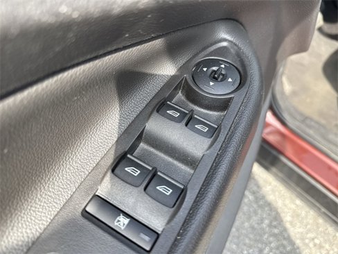 Used 2018 Ford Escape SE image 16