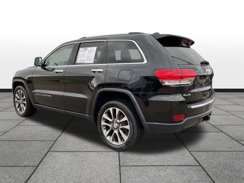 Used 2018 Jeep Grand Cherokee Limited w/ Trailer Tow Group IV image 3