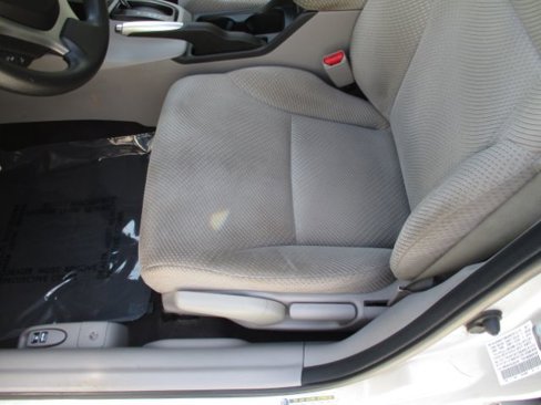 Used 2012 Honda Civic Hybrid Sedan image 19