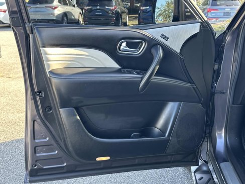 Used 2019 INFINITI QX80 Limited w/ All-Season Package image 17
