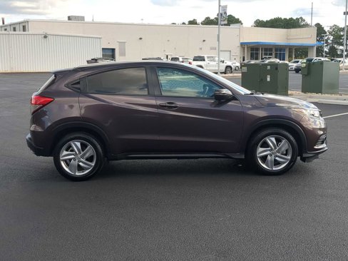 Used 2019 Honda HR-V EX image 9