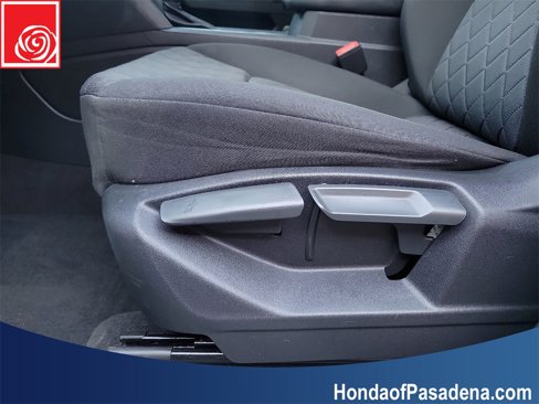 Used 2018 Volkswagen Atlas S image 17