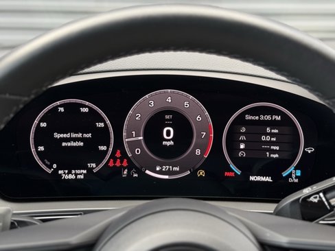 Certified 2025 Porsche Cayenne image 20