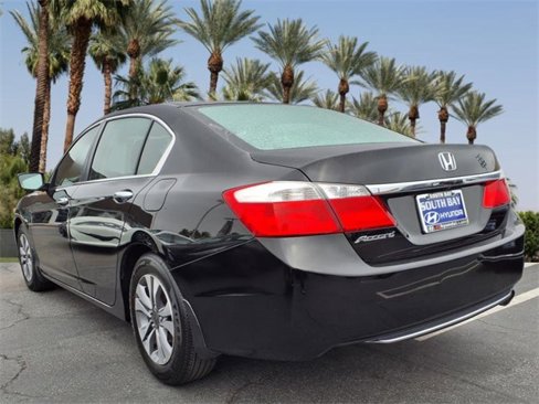 Used 2013 Honda Accord LX image 2