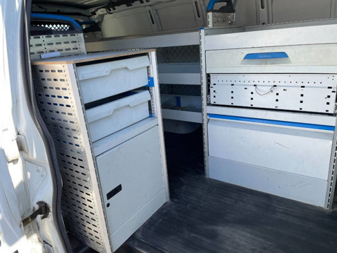 Used 2014 Chevrolet Express 2500 image 19