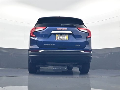 Used 2022 GMC Terrain SLT image 26