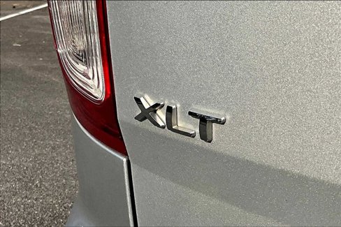 Used 2013 Ford Explorer XLT image 9