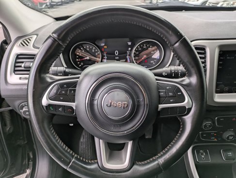 Used 2019 Jeep Compass Latitude w/ Popular Equipment Group image 18