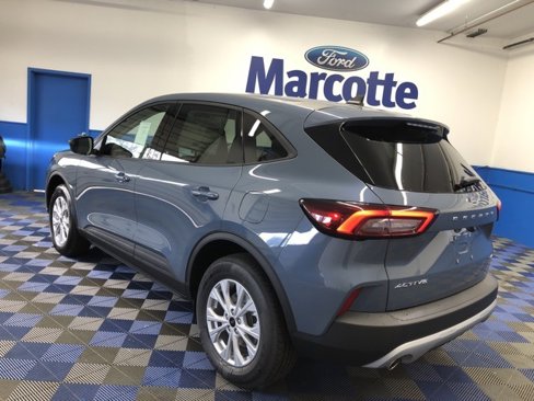New 2025 Ford Escape Active image 3