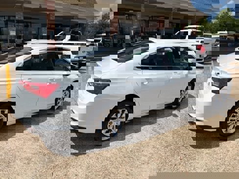 Used 2024 Chevrolet Malibu LT image 5