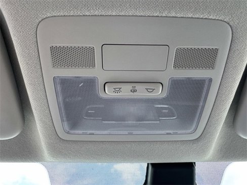 Used 2023 Hyundai Venue SE image 19