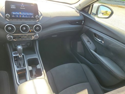 Used 2024 Nissan Sentra SV image 18