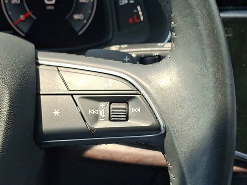 Used 2020 Audi Q8 Prestige image 26