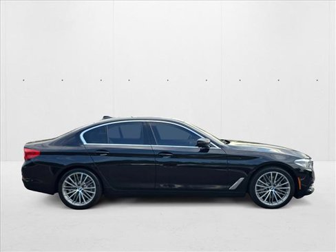 Used 2019 BMW 530i w/ Convenience Package image 4