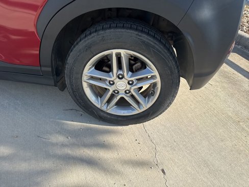 Used 2019 Hyundai Kona SE image 6