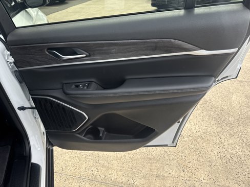 Certified 2021 Jeep Grand Cherokee L Limited image 18