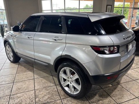 Used 2015 Land Rover Range Rover Evoque Pure Plus image 4