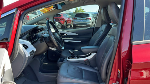 Used 2019 Chevrolet Bolt Premier w/ Infotainment Package image 29
