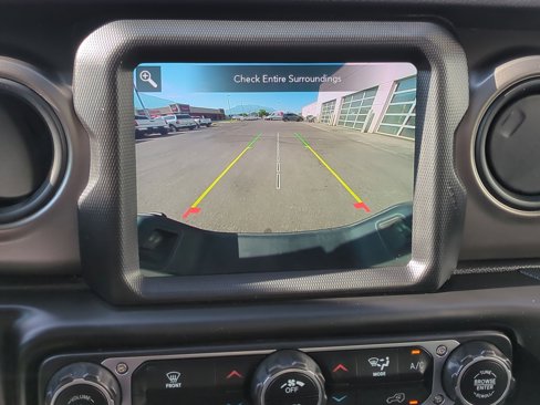 Used 2023 Jeep Gladiator Sport image 26
