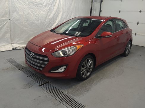Used 2016 Hyundai Elantra GT w/ Option Group 02 image 2