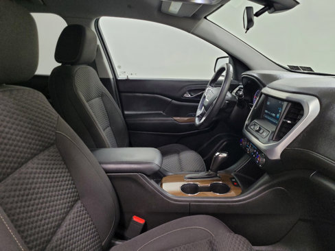 Used 2018 GMC Acadia SLE image 21