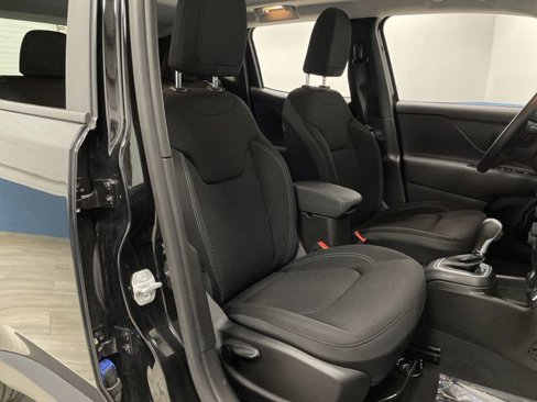 Used 2023 Jeep Renegade Altitude w/ Sun/Sound Group image 31